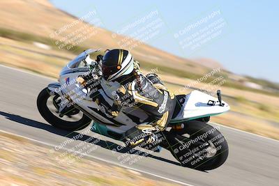 media/Oct-15-2023-TrackXperience (Sun) [[85198ff50b]]/Group 2/session 4 turn 3/